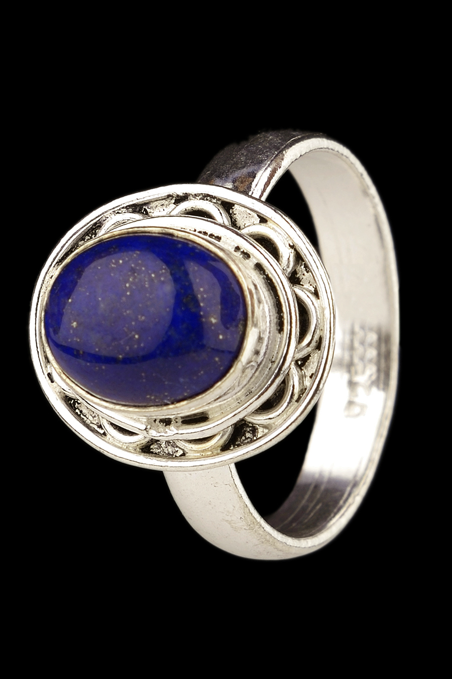 Elegant Lapis Lazuli Ring