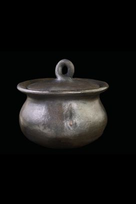 Traditional Cooking Pot - Blackstone